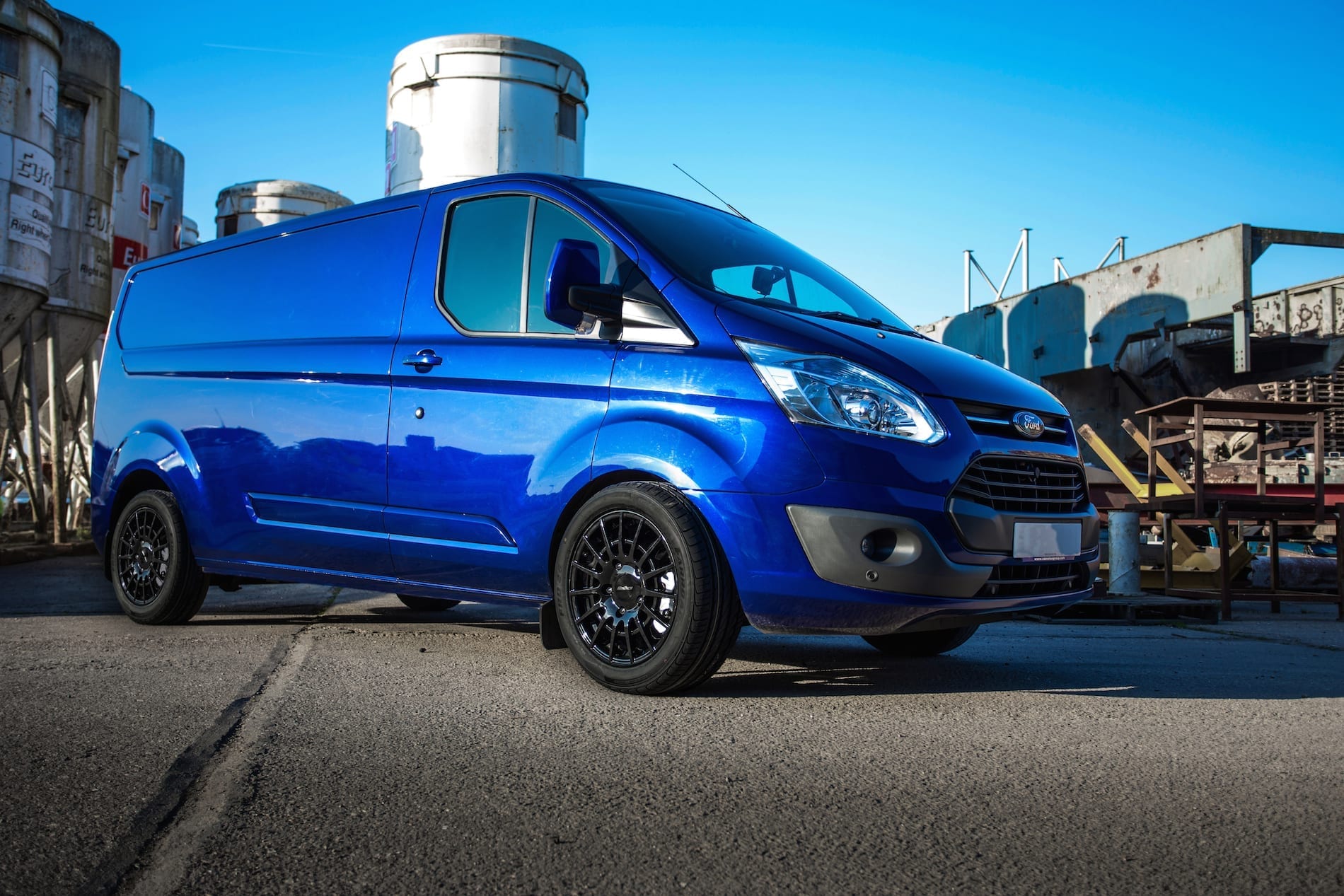 Calibre T-Sport Van Alloy Wheel for Ford Transit Custom
